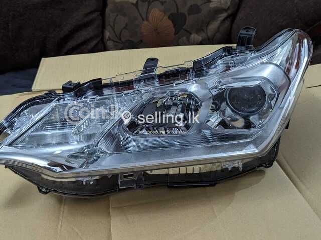 TOYOTA LAMPS N PARTS NEW GENUINE 