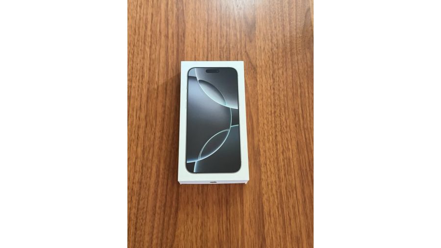 Apple iPhone 16 Pro Max 