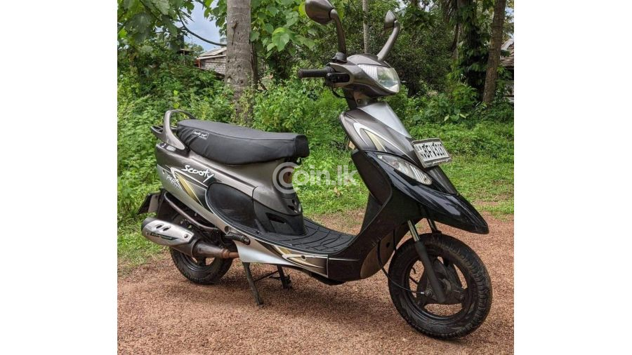 TVS skooty  2017 for sale in Sri Lanka