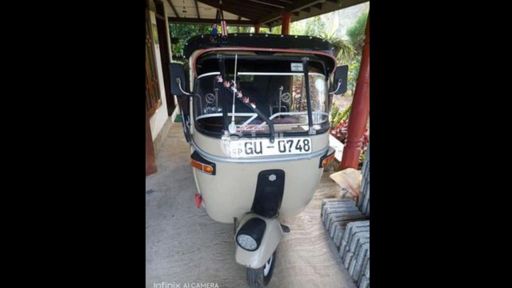 Bajaj 3 wheeler - for sale in Sri Lanka