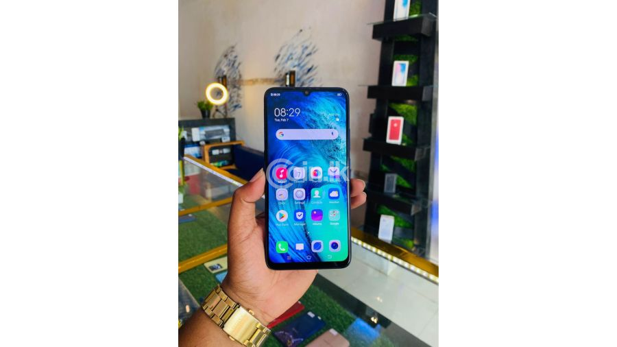 Vivo S1