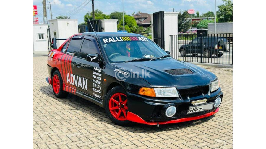 Mitsubishi  lancer CK3 1999 for sale in Sri Lanka