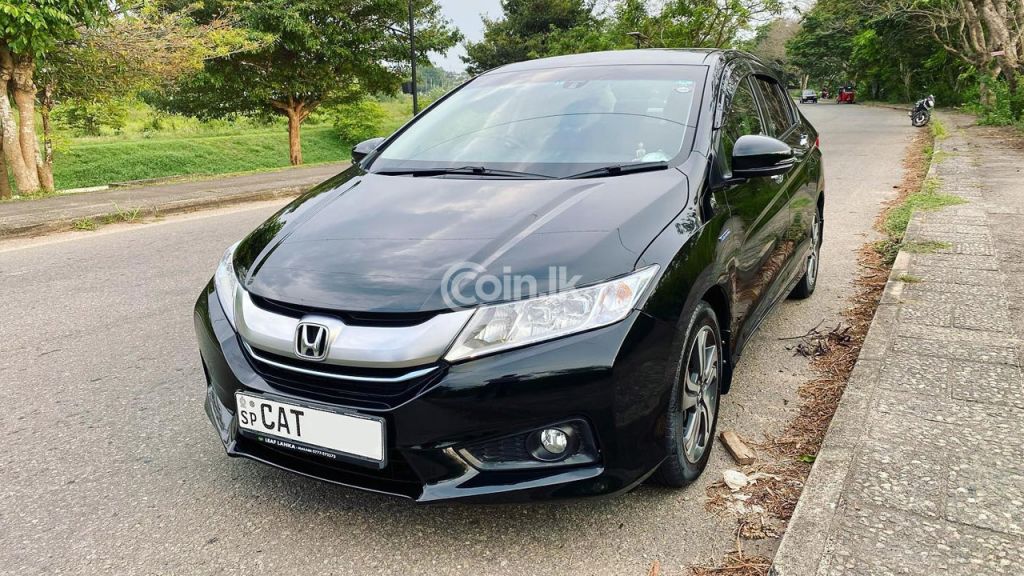 Cars & SUV Honda Grace 2019 for sale in Sri Lanka
