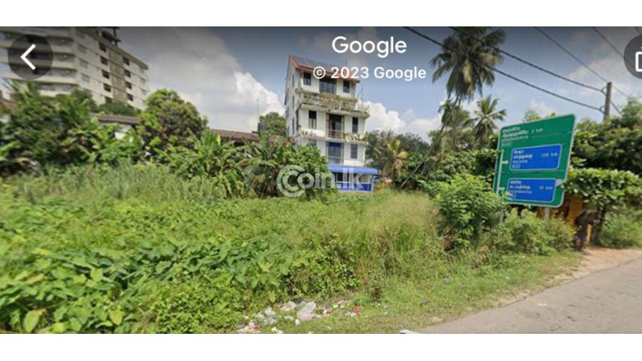 For Immediate Sale : Prime Land for Sale Near Athurugiriya Highway Interchange!